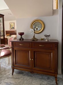 ΚΛΑΣΙΚΕΣ ΚΟΝΣΟΛΕΣ-ΚΛΑΣΙΚΑ ΕΠΙΠΛΑ ΑΡΖΟΥΜΑΝΙΔΗΣ