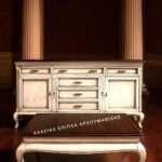 Κλασικό τραπέζι Σαλονιού ANGELA με ανοιχτόχρωμο καμπύλο πλαίσιο και σκούρα ορθογώνια επιφάνεια