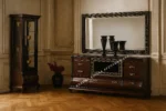 Κλασικός μπουφές EVELINA με πλατιά σκούρα καφέ πρόσοψη και πολλαπλά οριζόντια συρτάρια