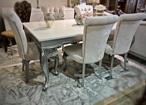 ΚΛΑΣΙΚΕΣ ΤΡΑΠΕΖΑΡΙΕΣ-ΚΛΑΣΙΚΑ ΕΠΙΠΛΑ ΑΡΖΟΥΜΑΝΙΔΗΣ