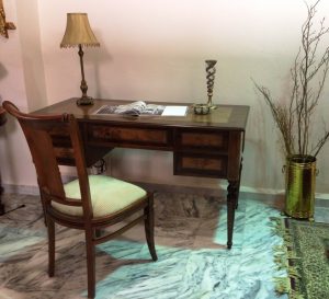 ΚΛΑΣΙΚΑ ΓΡΑΦΕΙΑ-ΚΛΑΣΙΚΑ ΕΠΙΠΛΑ ΑΡΖΟΥΜΑΝΙΔΗΣ