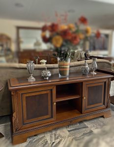 Κλασικές συνθέσεις τηλεόρασης-κλασικά έπιπλα Αρζουμανίδης