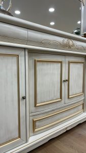 ΚΛΑΣΙΚΟΣ ΜΠΟΥΦΕΣ-ΚΛΑΣΙΚΑ ΕΠΙΠΛΑ ΑΡΖΟΥΜΑΝΙΔΗΣ