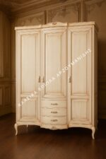 Κλασική Ντουλάπα Ν4-Κλασικά Επιπλα Αρζουμανίδης