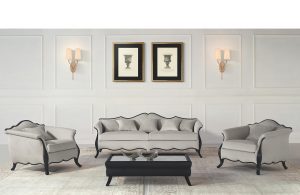 Κλασικό σαλόνι με ξυλόγλυπτο σκαλιστό σχέδιο και πολυτελές ύφασμα, από την συλλογή κλασικά έπιπλα Αρζουμανίδης