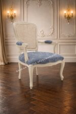 ΚΛΑΣΙΚΕΣ ΠΟΛΥΘΡΟΝΕΣ-ΚΛΑΣΙΚΑ ΕΠΙΠΛΑ ΑΡΖΟΥΜΑΝΙΔΗΣ